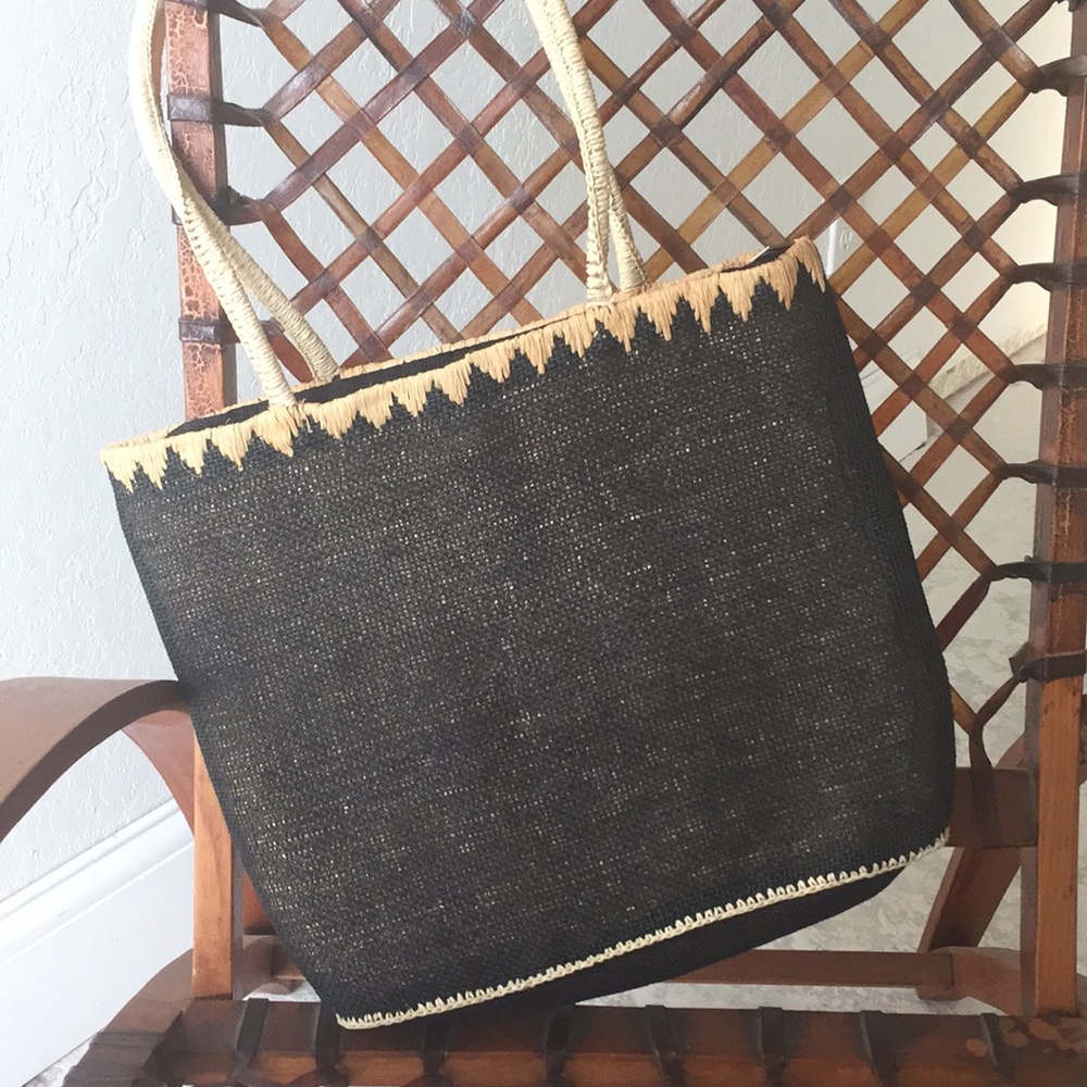 SUN 'N' SAND Weaved Tote/ShoulderBag Black and Tan